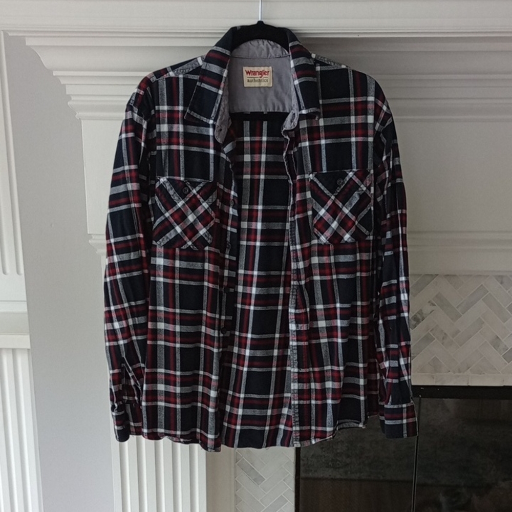 B) Wrangler Women's Black and Red Plaid Button Down Shirt